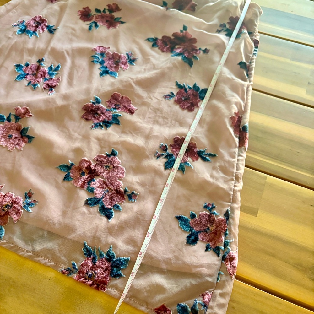 American Eagle - Spaghetti Strap Flocked Floral D… - image 5